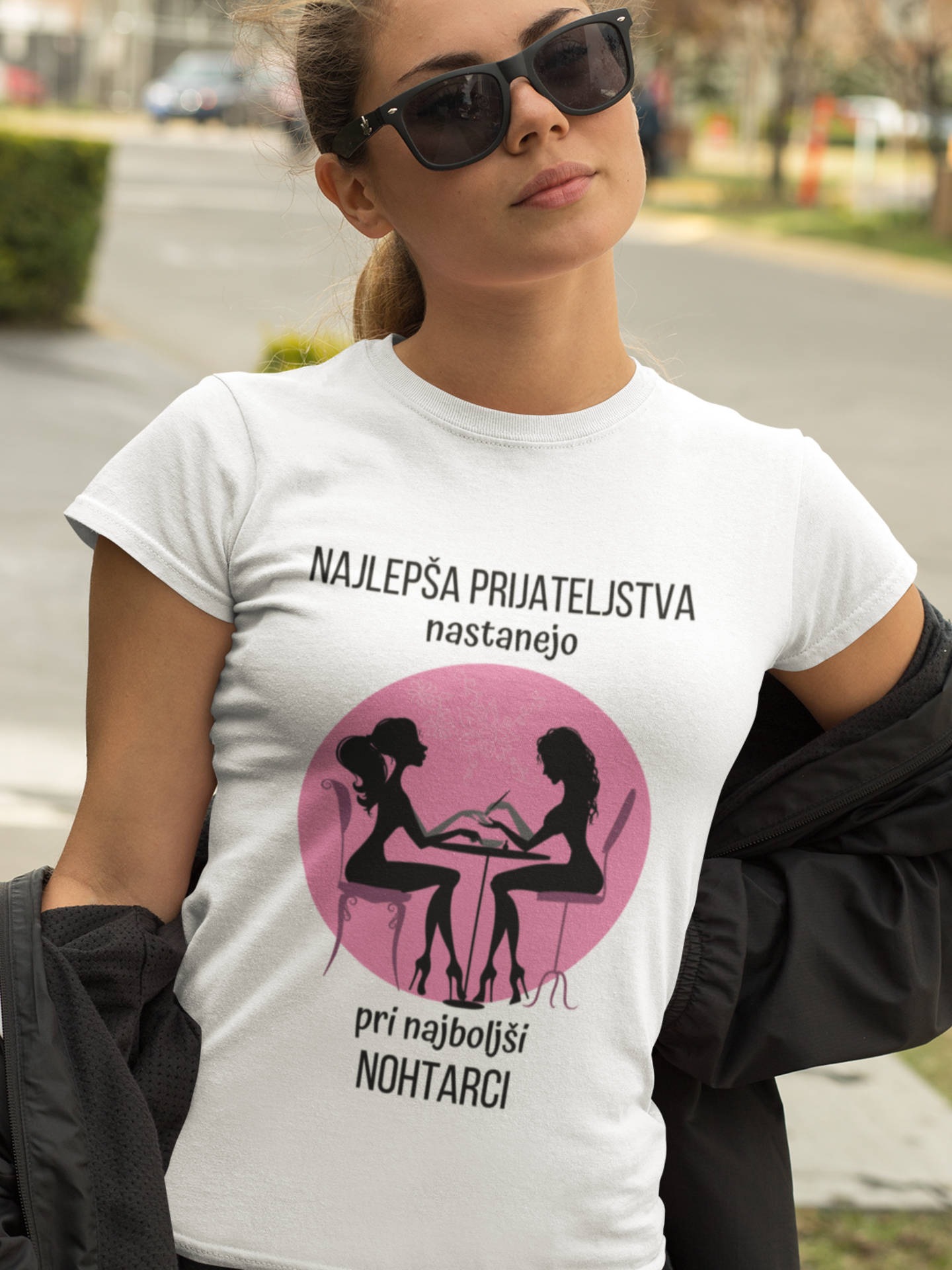 Najlepša Prijateljstva Nastanejo Pri Najboljši Nohtarci