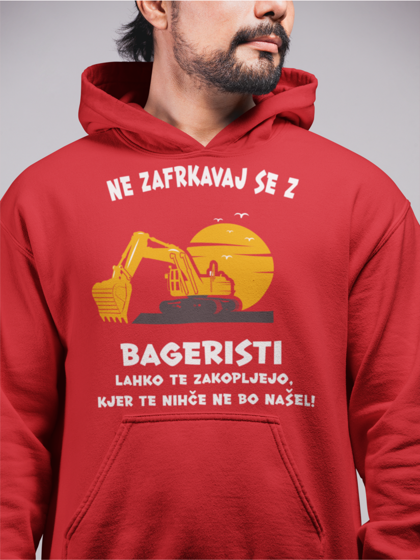 Kapucar Ne Zafrkavaj Se z Bageristi