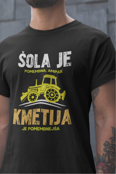 Majica Šola Je Pomembna, Ampak Kmetija Je Pomembnejša