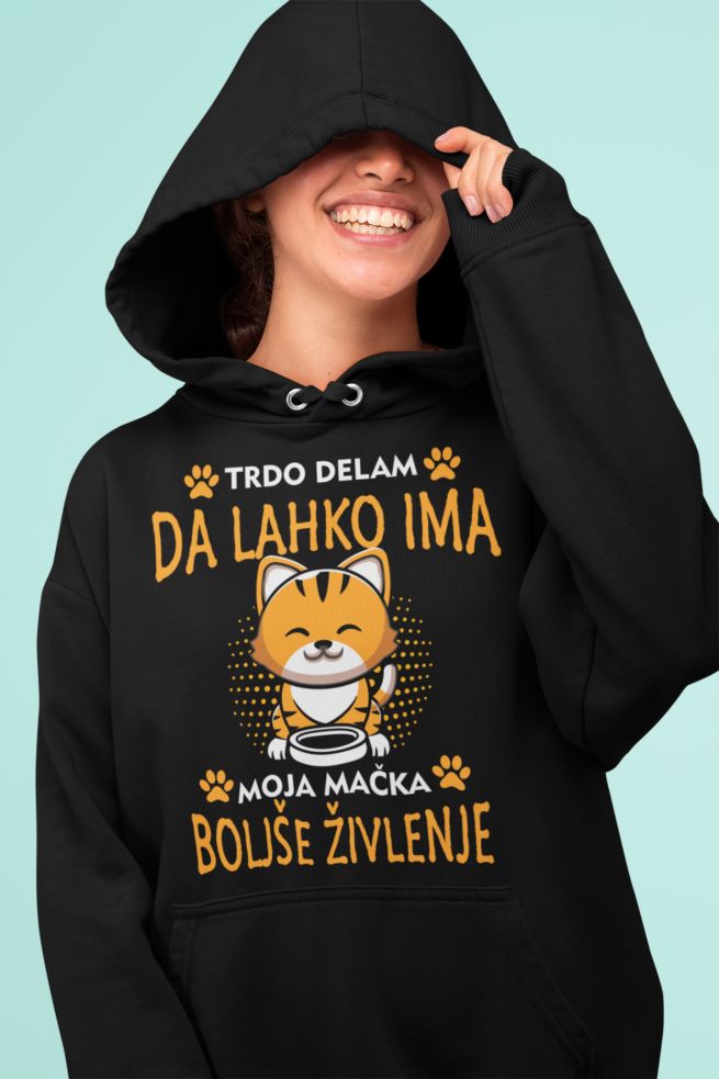 Kapucar Trdo Delam, Da Lahko Ima Moja Mačka Boljše Živlenje