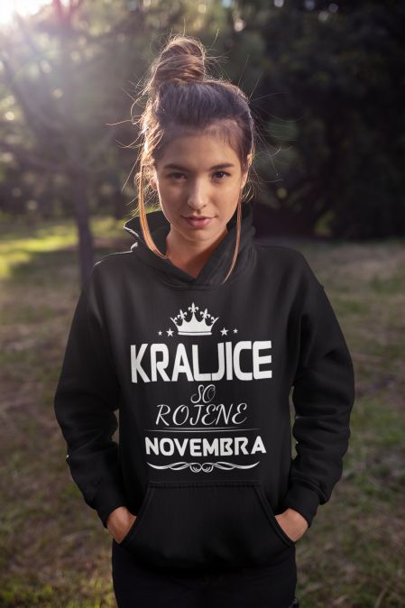 Kapucar Kraljice So Rojene Novembra