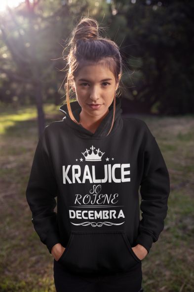 Kapucar Kraljice So Rojene Decembra