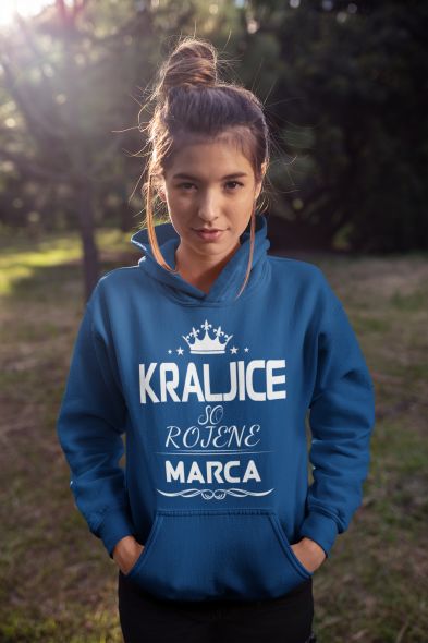 Kapucar Kraljice So Rojene Marca