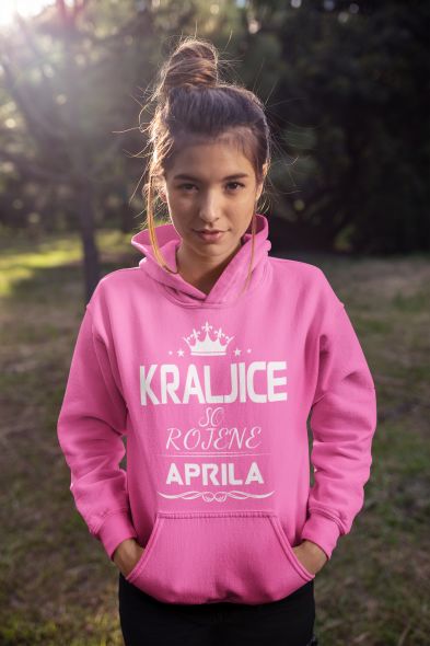 Kapucar Kraljice So Rojene April